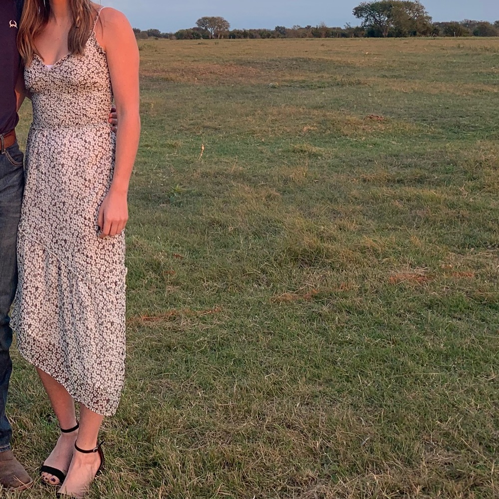 Floral spaghetti strap midi dress